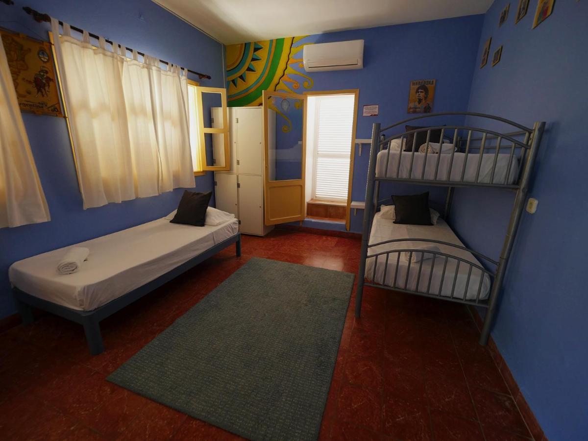 Hostal Giramundo Cidade de Ibiza Exterior foto